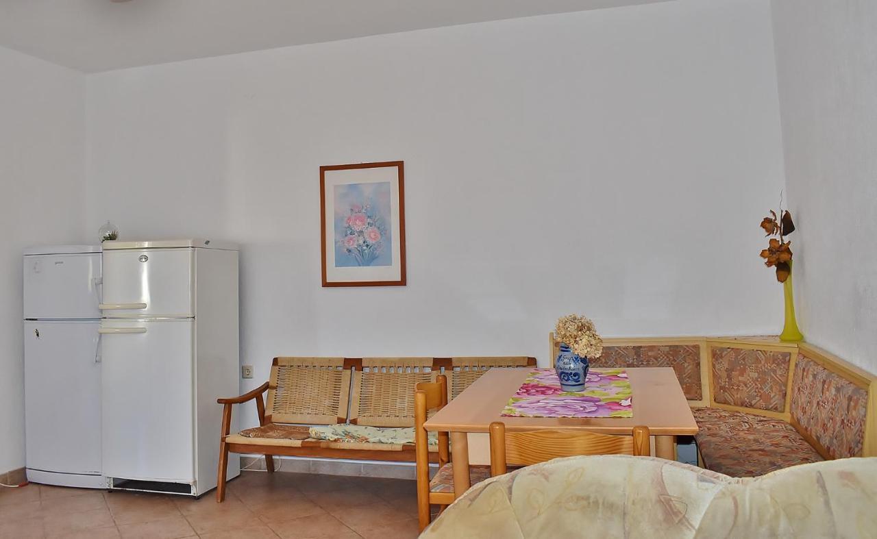 Apartment In Lopar/Insel Rab 17739 Exteriör bild