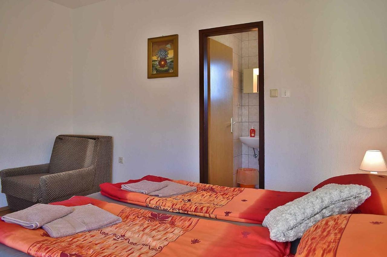 Apartment In Lopar/Insel Rab 17739 Exteriör bild